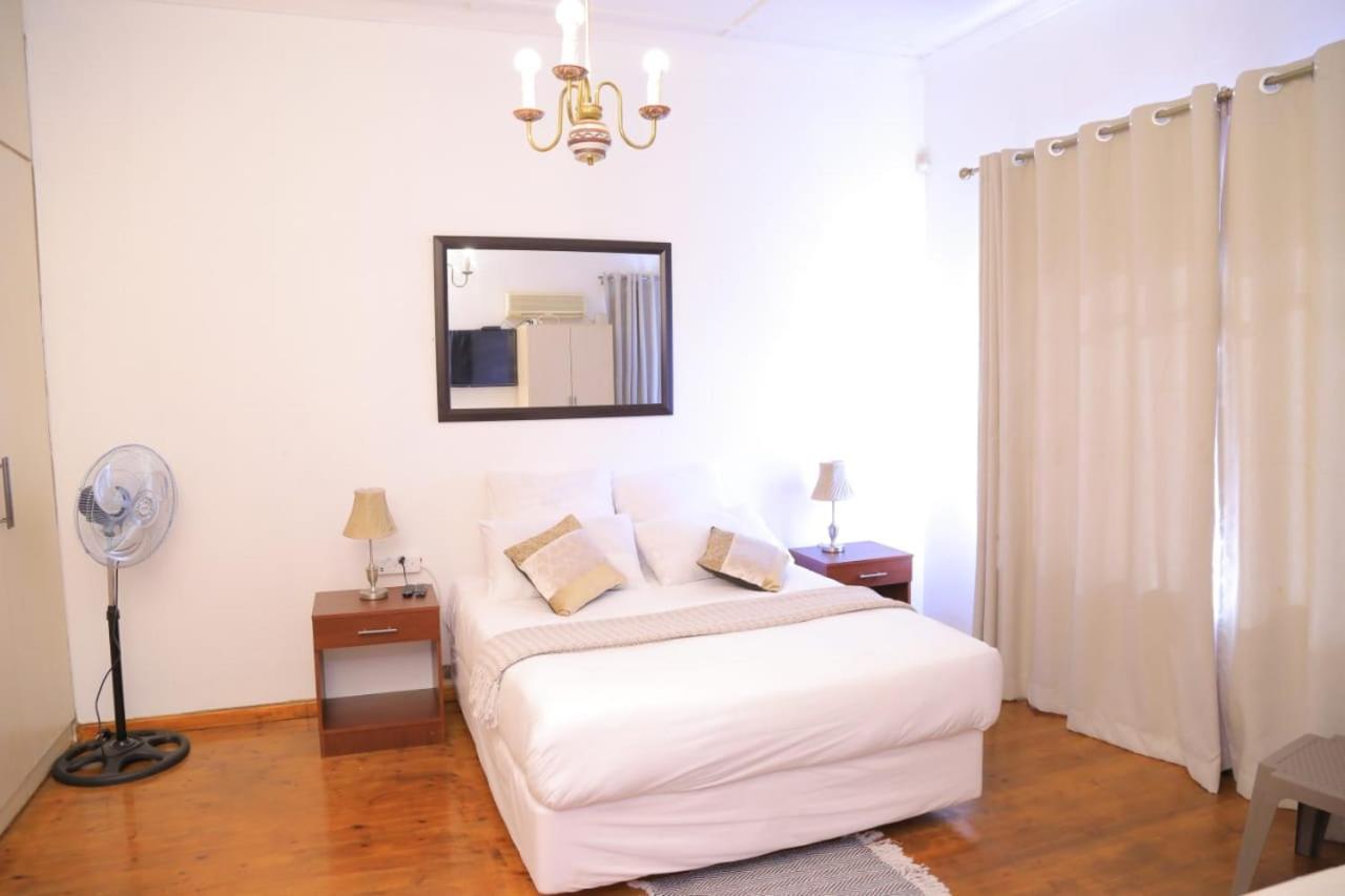 Union Guesthouse Pretoria-Noord Dış mekan fotoğraf