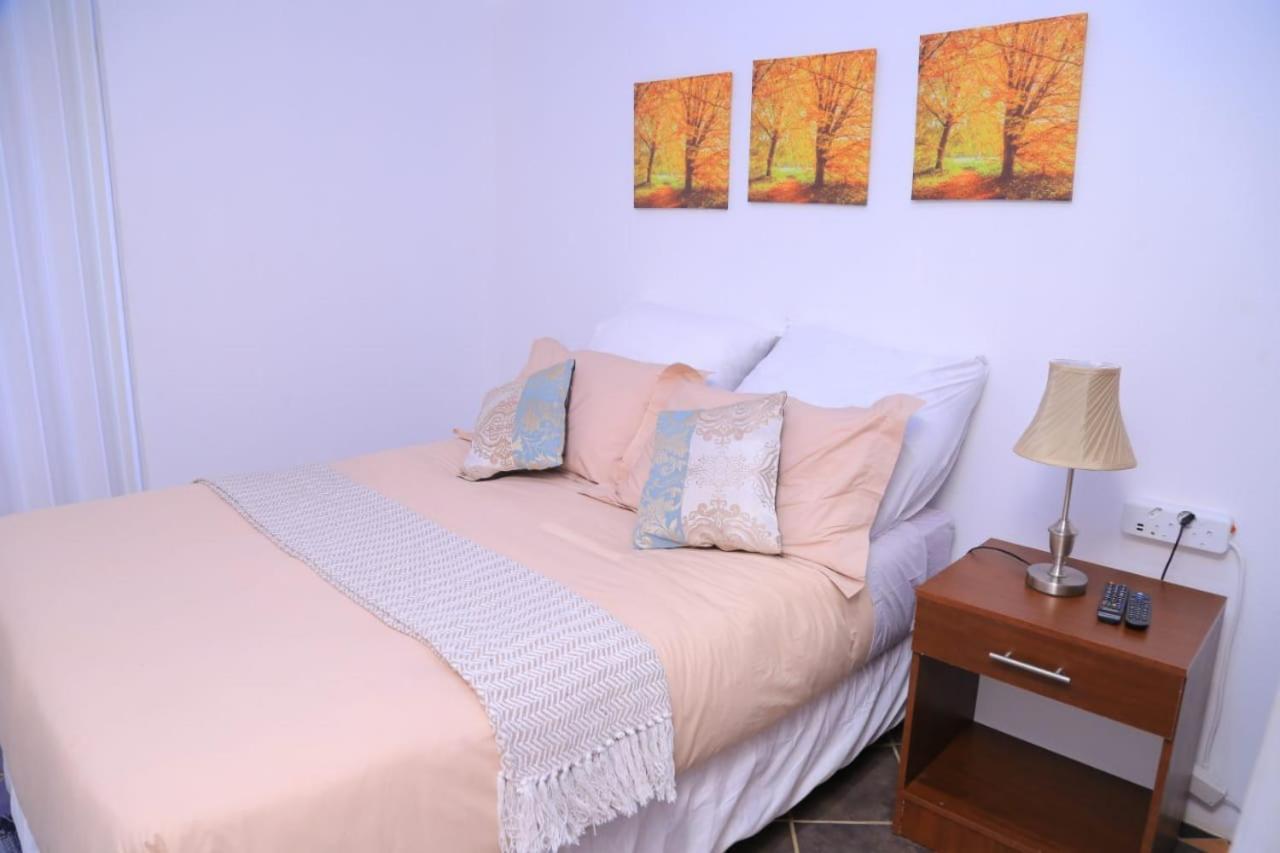 Union Guesthouse Pretoria-Noord Dış mekan fotoğraf