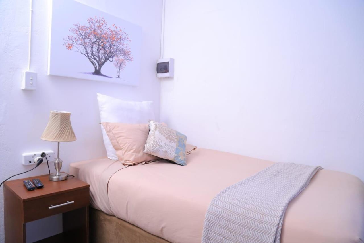 Union Guesthouse Pretoria-Noord Dış mekan fotoğraf