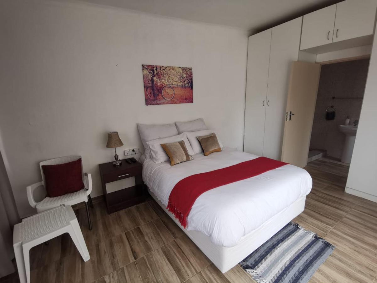 Union Guesthouse Pretoria-Noord Dış mekan fotoğraf